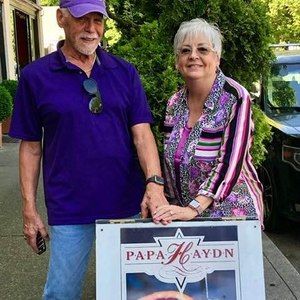 Meet your Posher, Toni